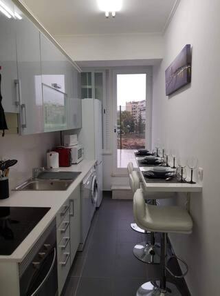 Minimalist Apartment Located Near Belem Lisboa المظهر الخارجي الصورة